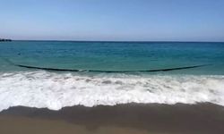 500 metrelik boru kıyıya vurdu