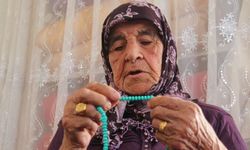 Ayşe nine yıllara meydan okuyor