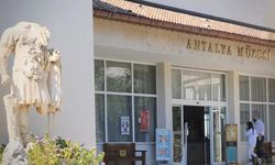 Antalya Müzesi'nin mimarından tepki!