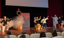 Manavgat'ta tiyatro şöleni başlıyor