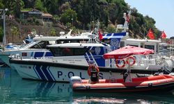 Yardımına deniz polisi yetişti