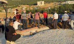 Baba-oğul toprağa verildi