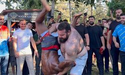 Speed, Çekmeköy’de yağlı güreş yaptı