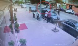 Otomobille motosiklet çarpıştı