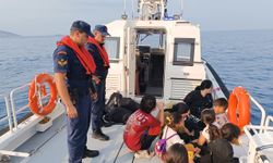 Kaş'ta 21 düzensiz göçmen ve 1 organizatör yakalandı