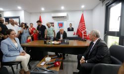 İl Başkanlığı'na Yavaş'tan ziyaret