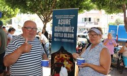 Antalya'da aşure ikramları devam ediyor