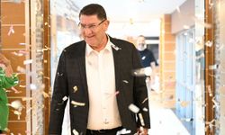 Başkan Dere’ye sürpriz kutlama