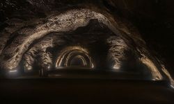 Serinlemek için mağaraya girdiler