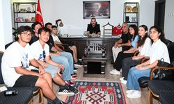 Başarılı öğrencilerden protokole ziyaret