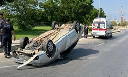 Konyaaltı'da otomobil takla attı