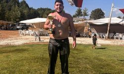 Manavgatlı güreşçilerden derece