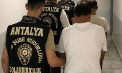 Antalya'da 4 dolandırıcı yakalandı