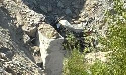 Motosiklet şarampole yuvarlandı