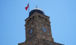 Saat Kulesi zamana yenildi