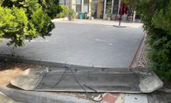 İETT otobüsünün havalandırma kapağı uçtu