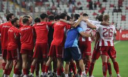Antalyaspor 5 yıl sonra lige galibiyetle başladı