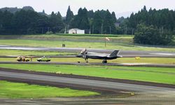 F-35 acil iniş yaptı