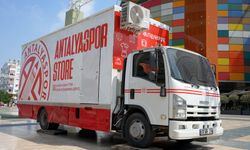 Antalyaspor Store karavanı taraftarla yeniden buluştu