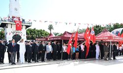 Kemer'de 'Zafer Bayramı' coşkusu