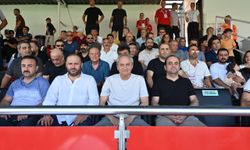 Başkan Kocagöz maçı tribünden takip etti