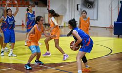 Minik basketbolculardan hazırlık maçı