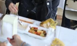 Okullarda ücretsiz öğle yemeği talebi