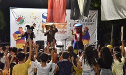 Sahne Kepez'in sıradaki durağı Demirel Mahellesi oldu
