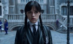 ‘Wednesday’ 2. sezonla geri dönüyor
