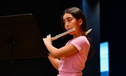 Kemerli Defne'den büyük başarı