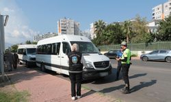 Antalya'da okul servisi denetimi