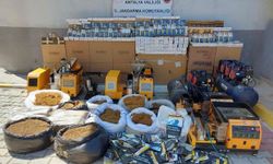 Antalya'da kaçak tütün operasyonu