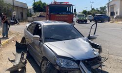 Önce trafoya sonra durağa çarptı