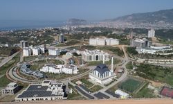 ALKÜ'lü 5 akademisyen listede