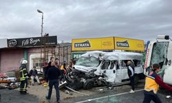 Korkunç kaza: 3 ölü, 9 yaralı