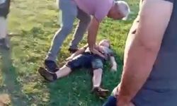 Boğulma tehlikesi geçiren çocuğu, balıkçı kurtardı