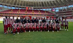 Antalyaspor'dan toplu imza töreni