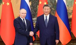 Şi ve Putin Çin’de bir araya geldi