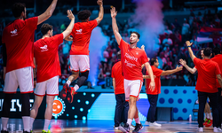 A Milliler dolu dizgin