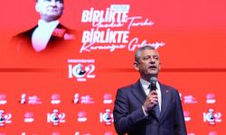 Özgür Özel: Baş eğmeyeceğiz