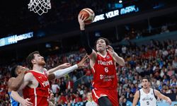 Milli takım şampiyonluk için parkede