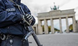 Tatbikatı gerçek sanan polis, askerle çatıştı