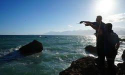 Balık tutarken mahsur kaldı