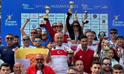 Demir Adam'dan 2 kupa 1 madalya