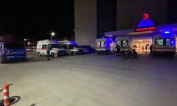 Jandarma aracı ile otomobil çarpıştı
