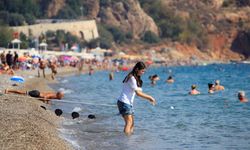 Antalya'da yazdan kalma günler devam ediyor