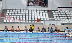 Muratpaşa'da ücretsiz yüzme kursu