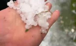 Konyaaltı Sahili beyaza büründü