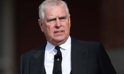 Prens Andrew, 'York Dükü' unvanından feragat etti