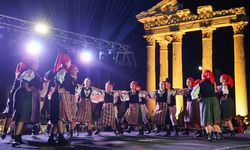Manavgat'ta Halk Dansları Festivali